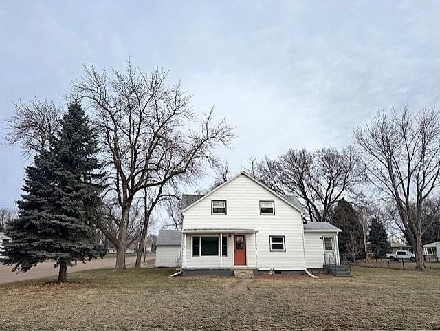 Property Photo:  314 9th St.  SD 57062 