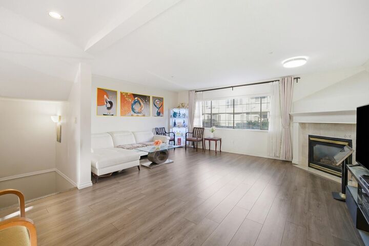 Property Photo: 8591 Blundell Road 21 BC V6Y 1K2