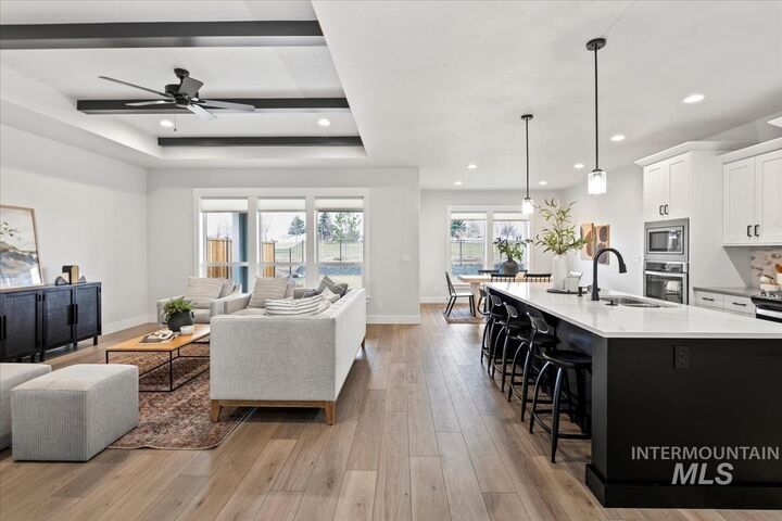 Property Photo:  2205 E Padstow St  ID 83634 