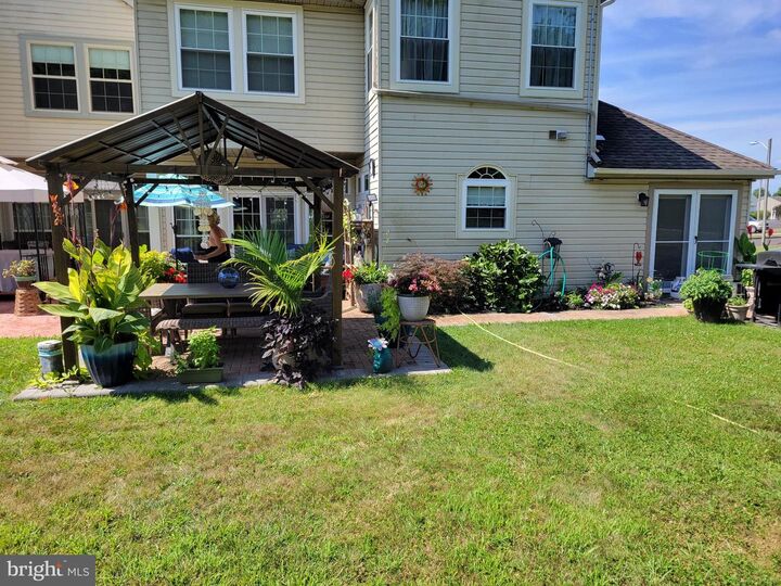 Property Photo: 425 Longfellow Drive NJ 08094