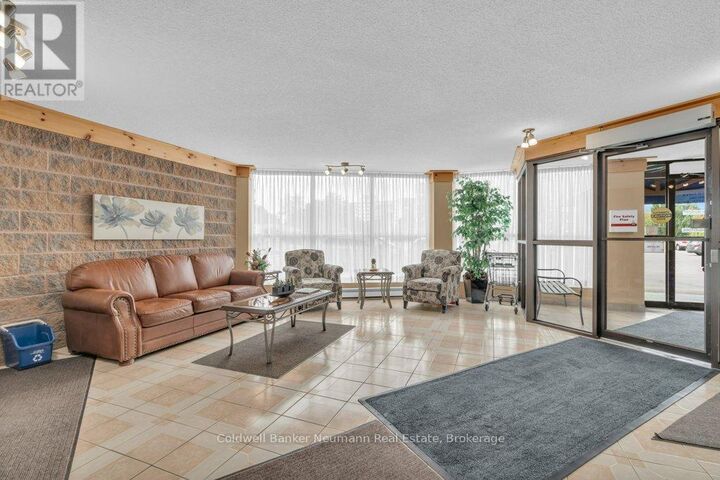 Property Photo:  24 Marilyn Drive 503  ON N1H 8E9 