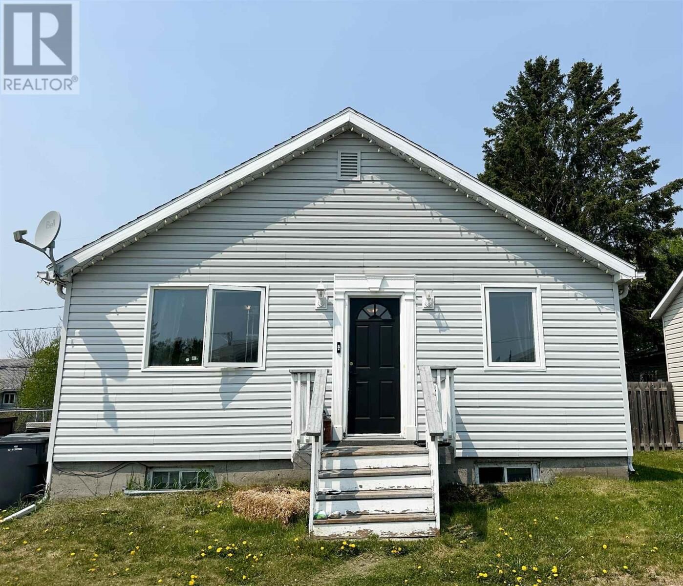 Property Photo: 79 Dickenson Rd ON P0V 1C0