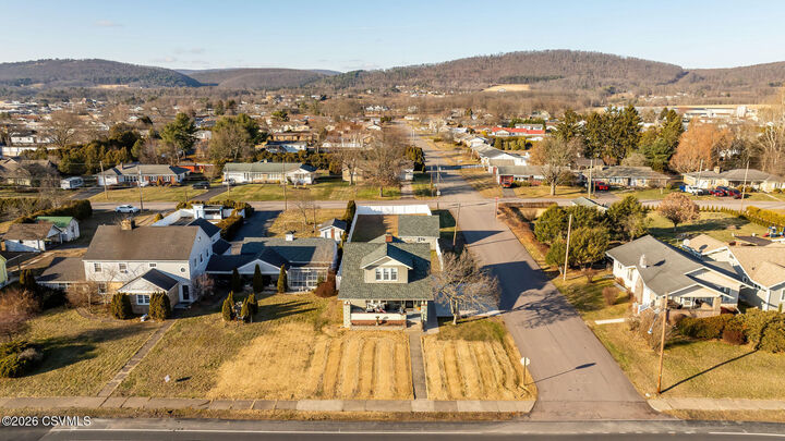 Property Photo:  1031 E Front Street  PA 18603 