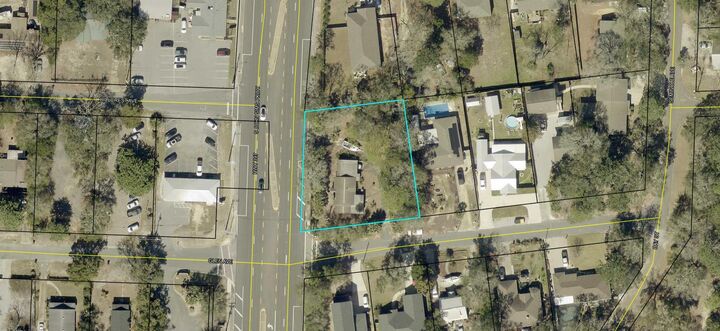 Property Photo:  290 Glen Avenue  FL 32580 