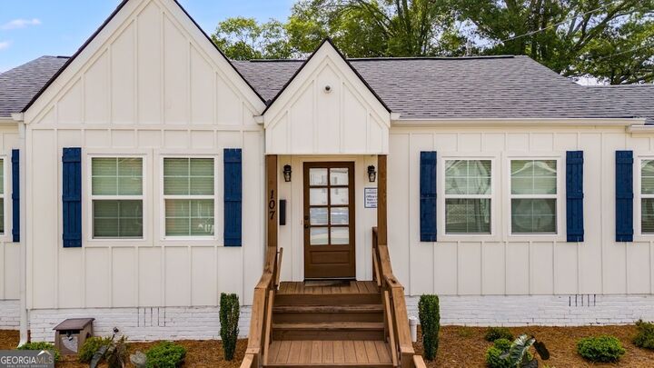 Property Photo:  107 College Street  GA 30117 