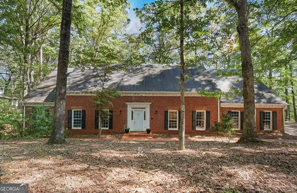 Property Photo:  80 Cliffcreek Trace  GA 30350 