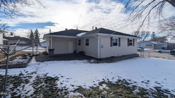 Property Photo:  232 Owens Avenue  ND 58501 