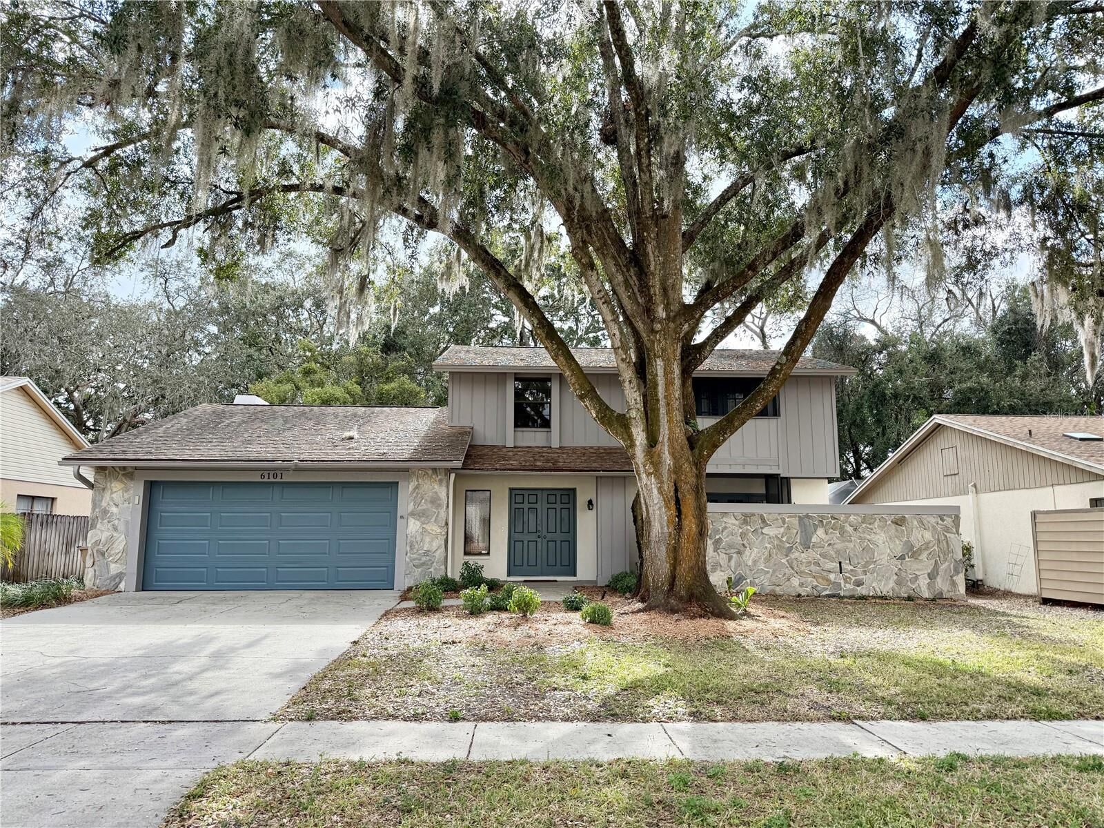 Property Photo:  6101 Soaring Avenue  FL 33617 