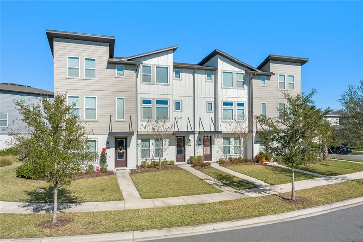 Property Photo:  12977 Gabor Avenue  FL 32827 