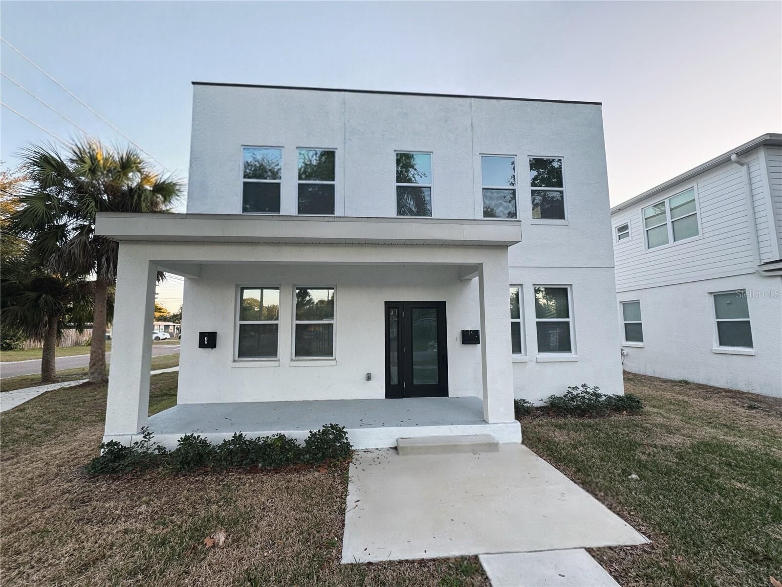 Property Photo: 6900 Dartmouth Avenue N FL 33710