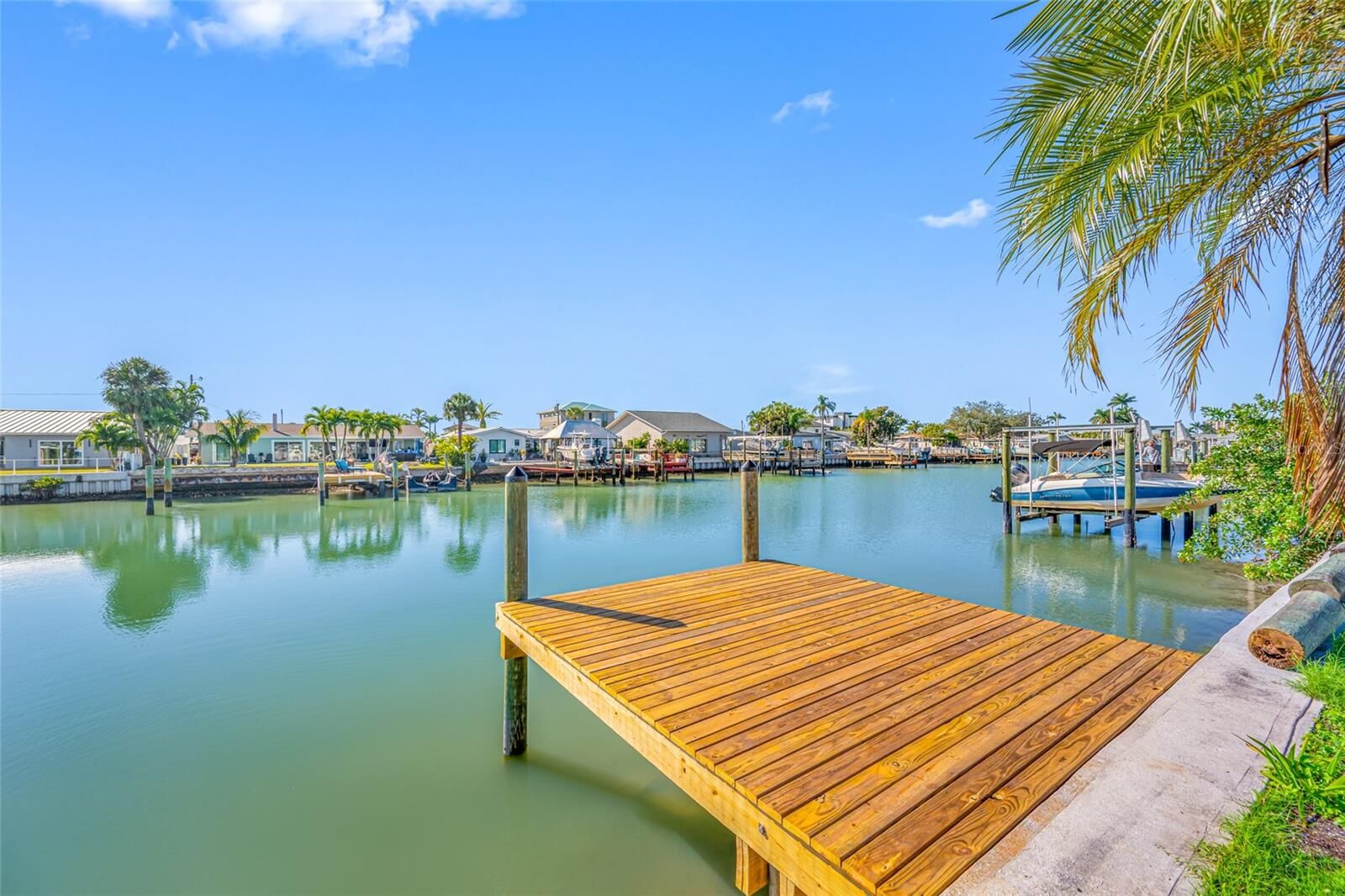 Property Photo: 7930 Causeway Boulevard S FL 33707