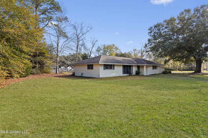 Property Photo:  2265 Popps Ferry  MS 39532 