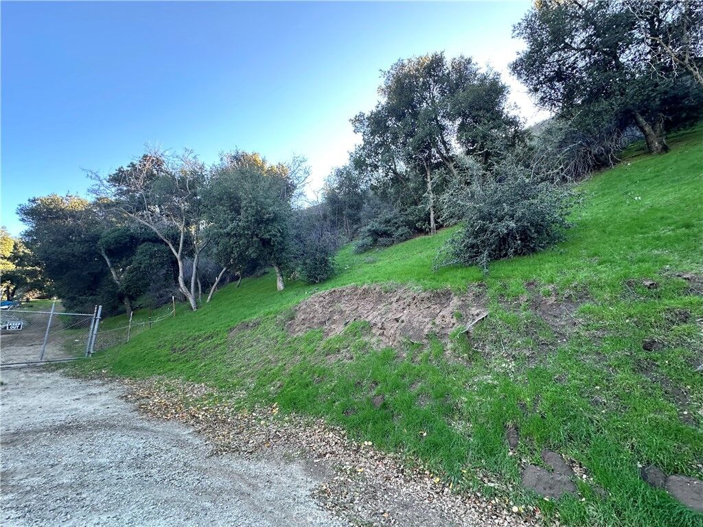 Property Photo:  0 Cliffedge Drive  CA 91350 