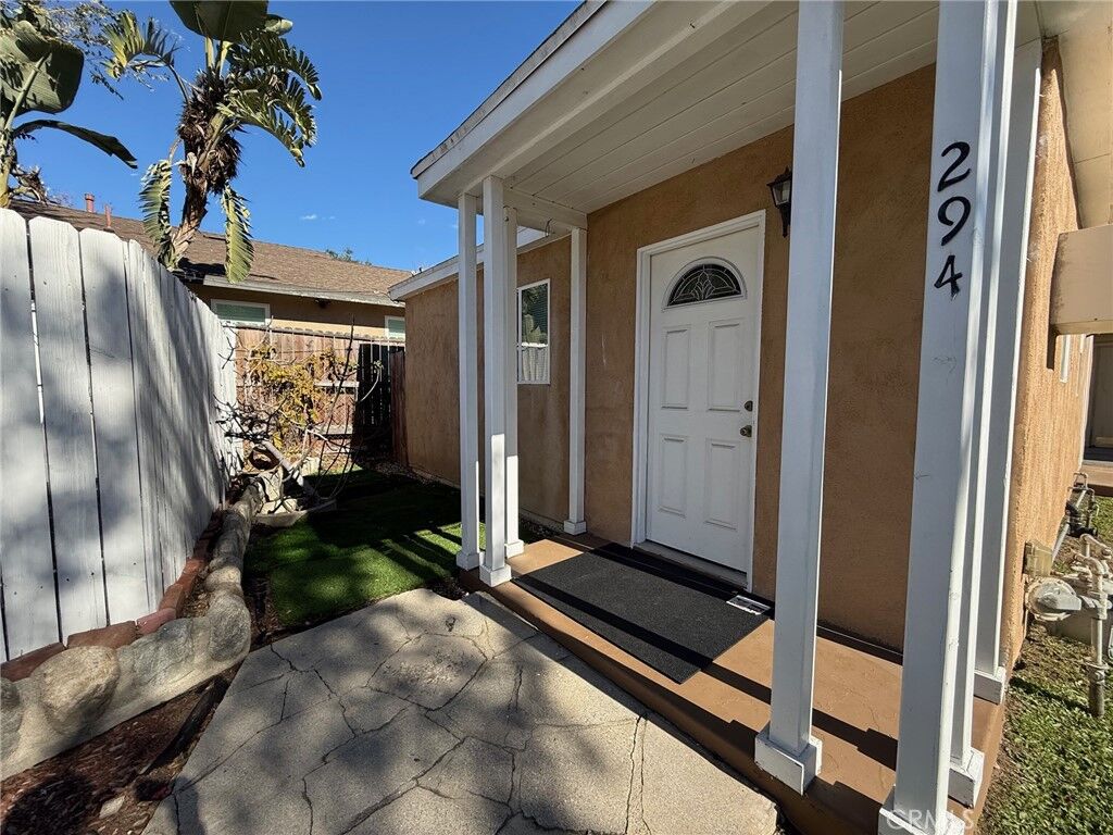 Property Photo:  294 Linda Rosa Ave  CA 91107 