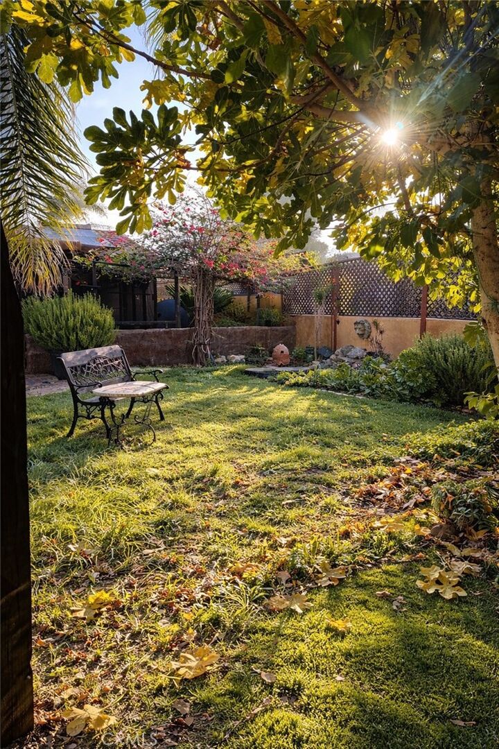 Property Photo:  7326 Vanalden  CA 91335 