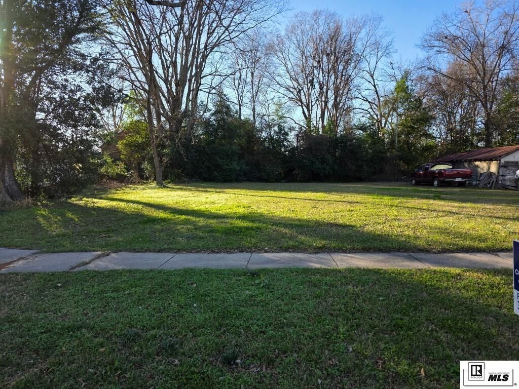 Property Photo:  00 Louisa Street  LA 71269 