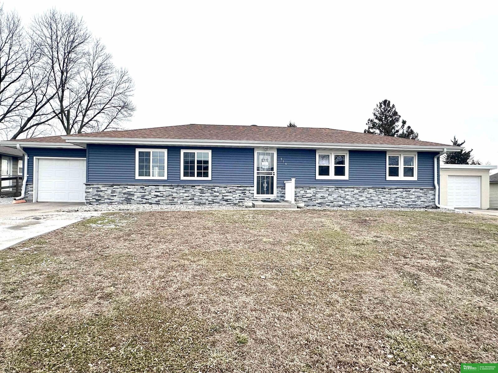 Property Photo:  916 12th Street  NE 68791 