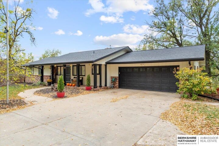 Property Photo:  444 Skyline Drive  NE 68022 