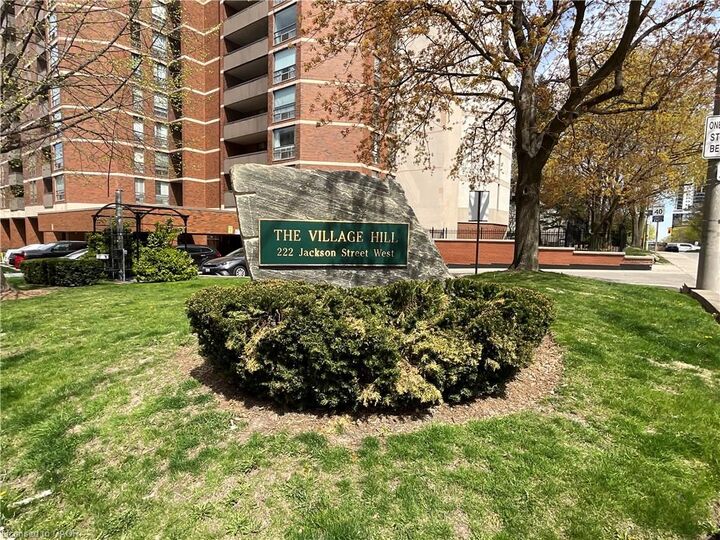 Property Photo:  222 Jackson Street W 1101  ON L8P 4S5 