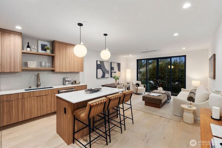 Property Photo:  614  5th Avenue S C107  WA 98020 