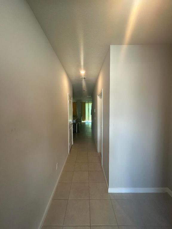 Property Photo:  5630 N Enclave Drive  FL 33407 