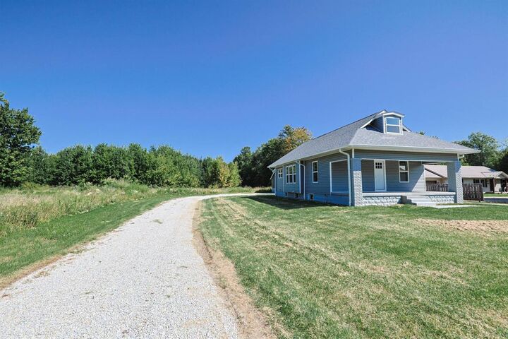 Property Photo:  6342 E County Road 300  IN 47031 