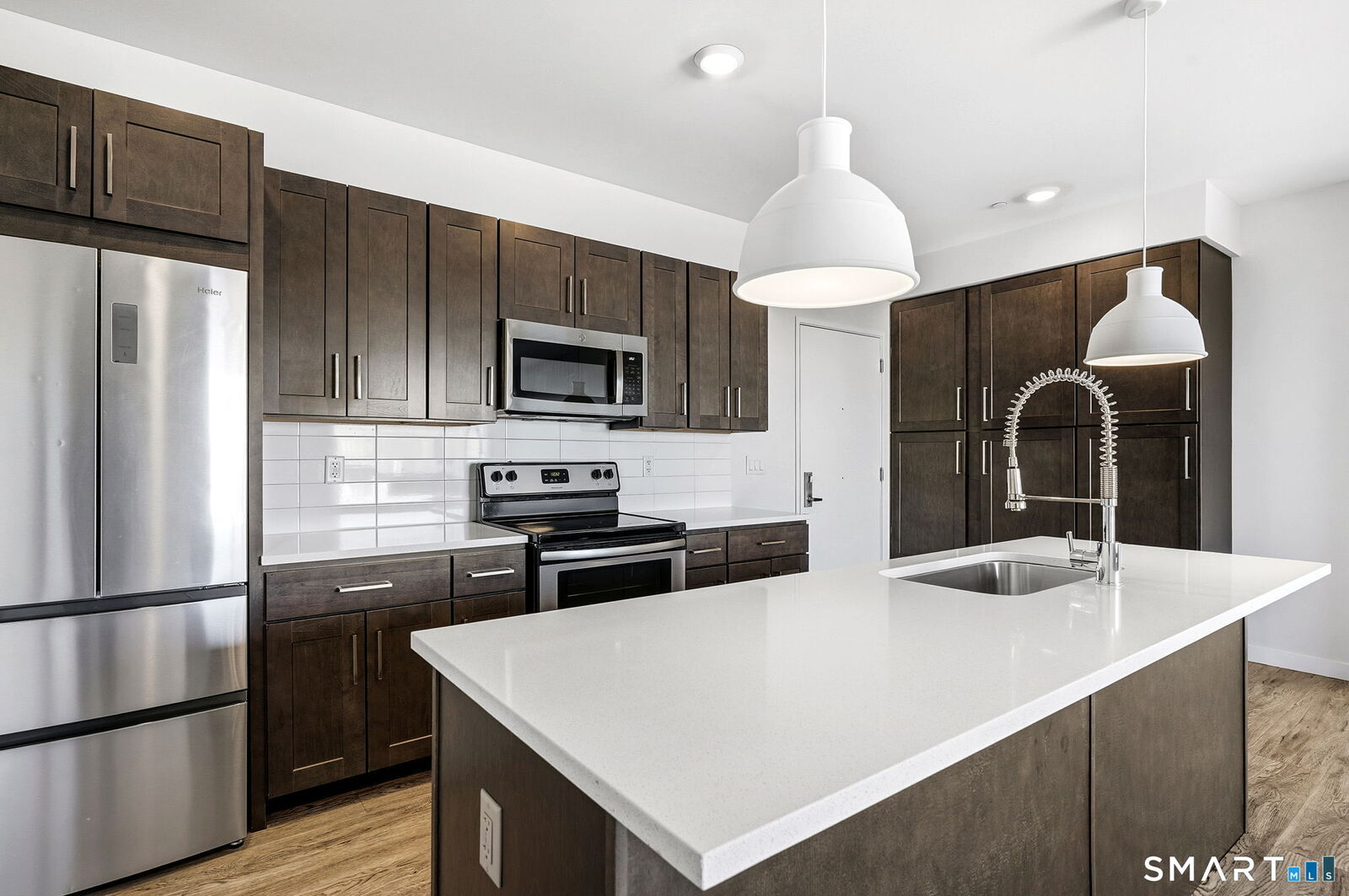 Property Photo:  19 Day Street 402  CT 06854 