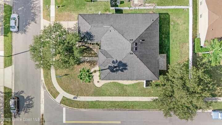 Property Photo:  5895 Autumn Chase Circle  FL 32771 