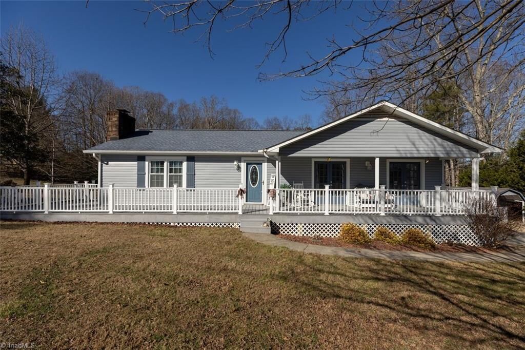 Property Photo:  115 Basswood Terrace  NC 28697 