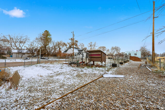 Property Photo:  318 W Vine St  UT 84074 