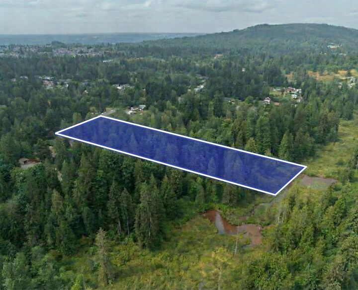 Property Photo: 33181 Dewdney Trunk Road BC V2V 6X7