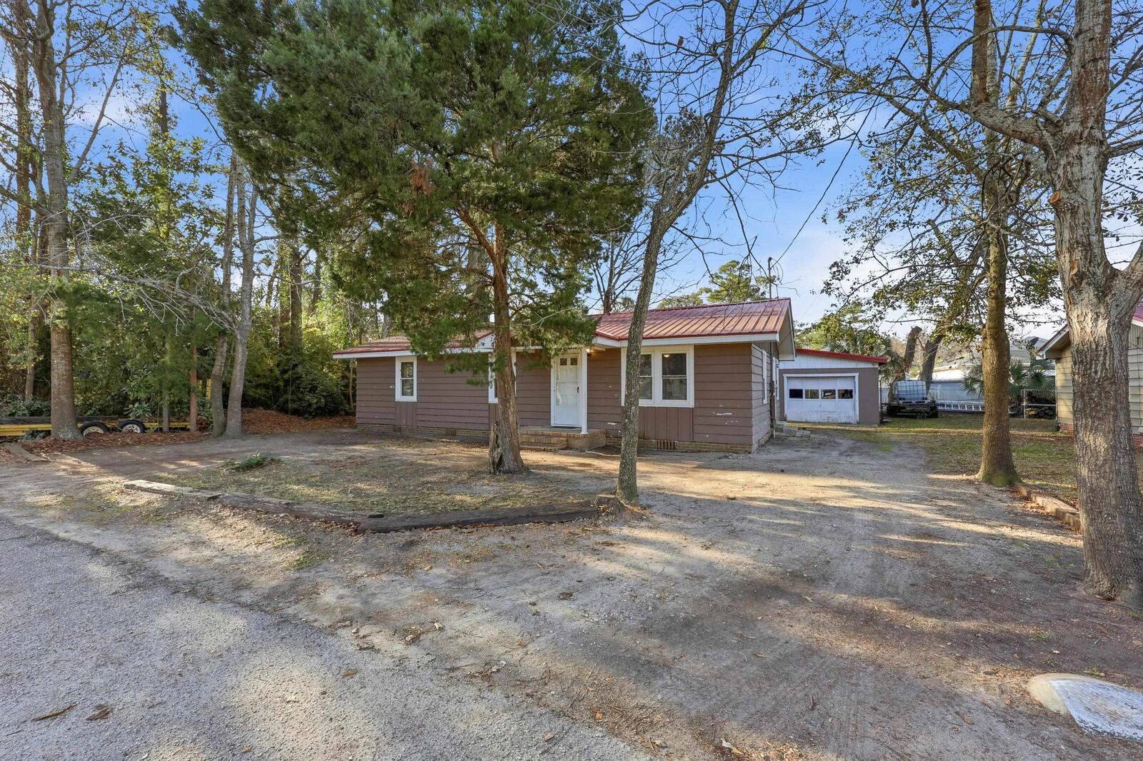 Property Photo:  825 Bay St.  SC 29577 