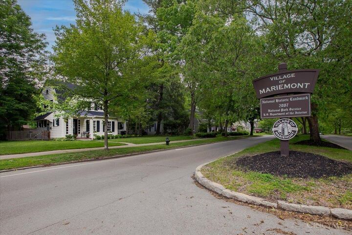 Property Photo:  6576 Wooster Pike  OH 45227 