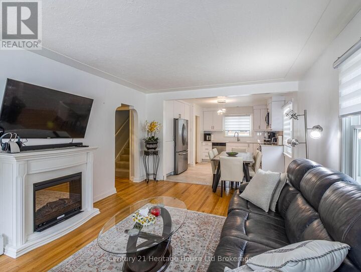 Photo de la propriété:  634 Wallace Street  ON N5Y 3R7 