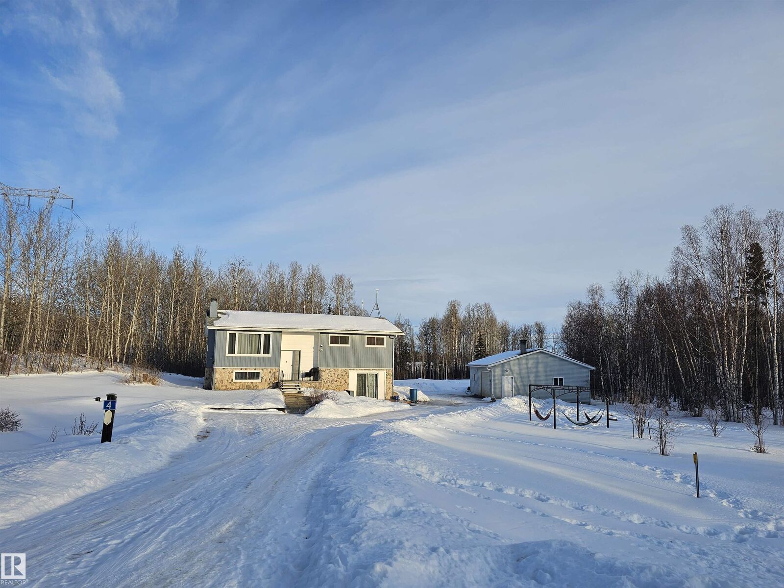 Property Photo:  4, 54227 Rge Road 41  AB T0E 0A1 