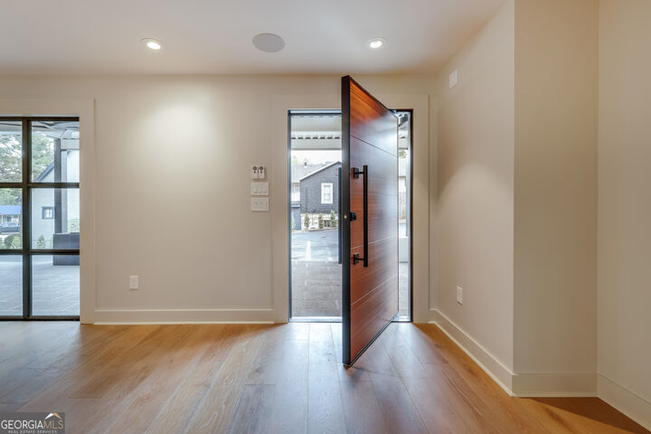 Property Photo:  1554 Lumpkin Street 3  GA 30605 