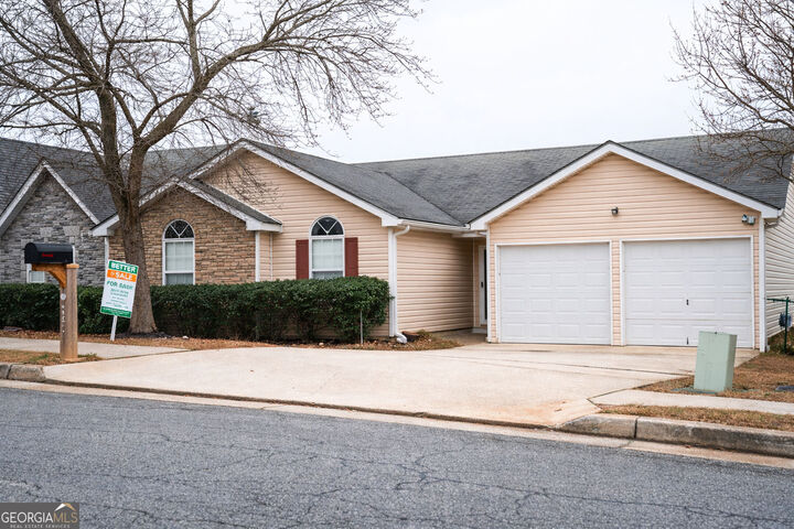 Property Photo:  2922 Knoll View Place  GA 30135 