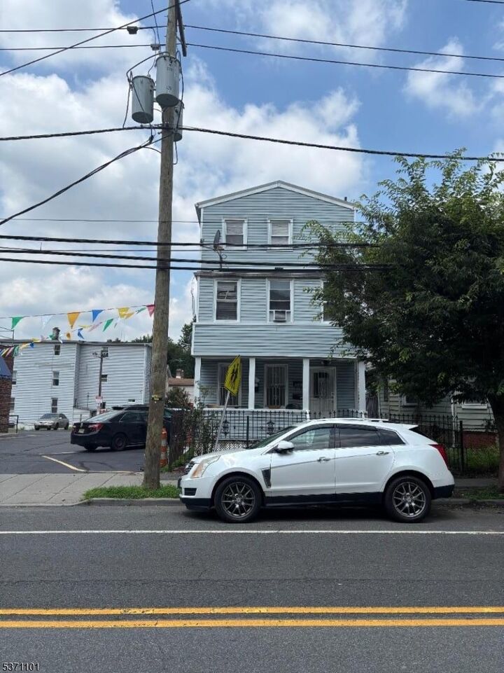 Property Photo:  669 Scotland Rd 2  NJ 07050 