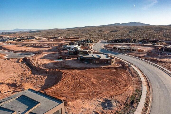 Property Photo:  600 Kwavasa Dr Lot 44  UT 84738 