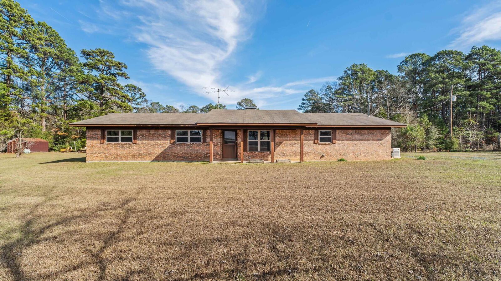 Property Photo:  19506 Fm 1841  TX 75551 