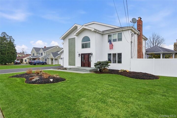 Property Photo: 61 Bayview Avenue NY 11758