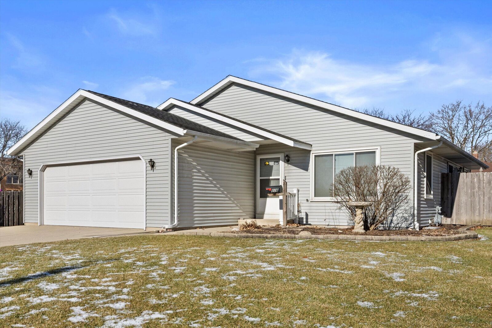 Property Photo:  816 16th Ave  WI 53182 