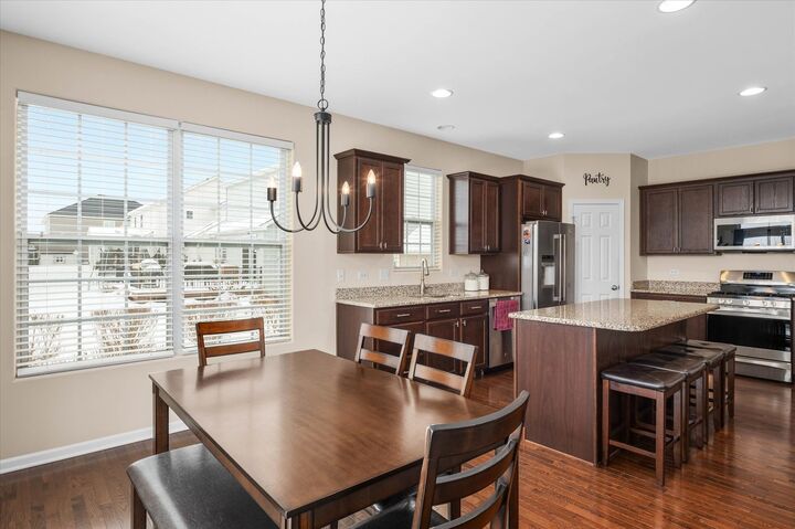 Property Photo:  1037 N Carly Circle  IL 60560 