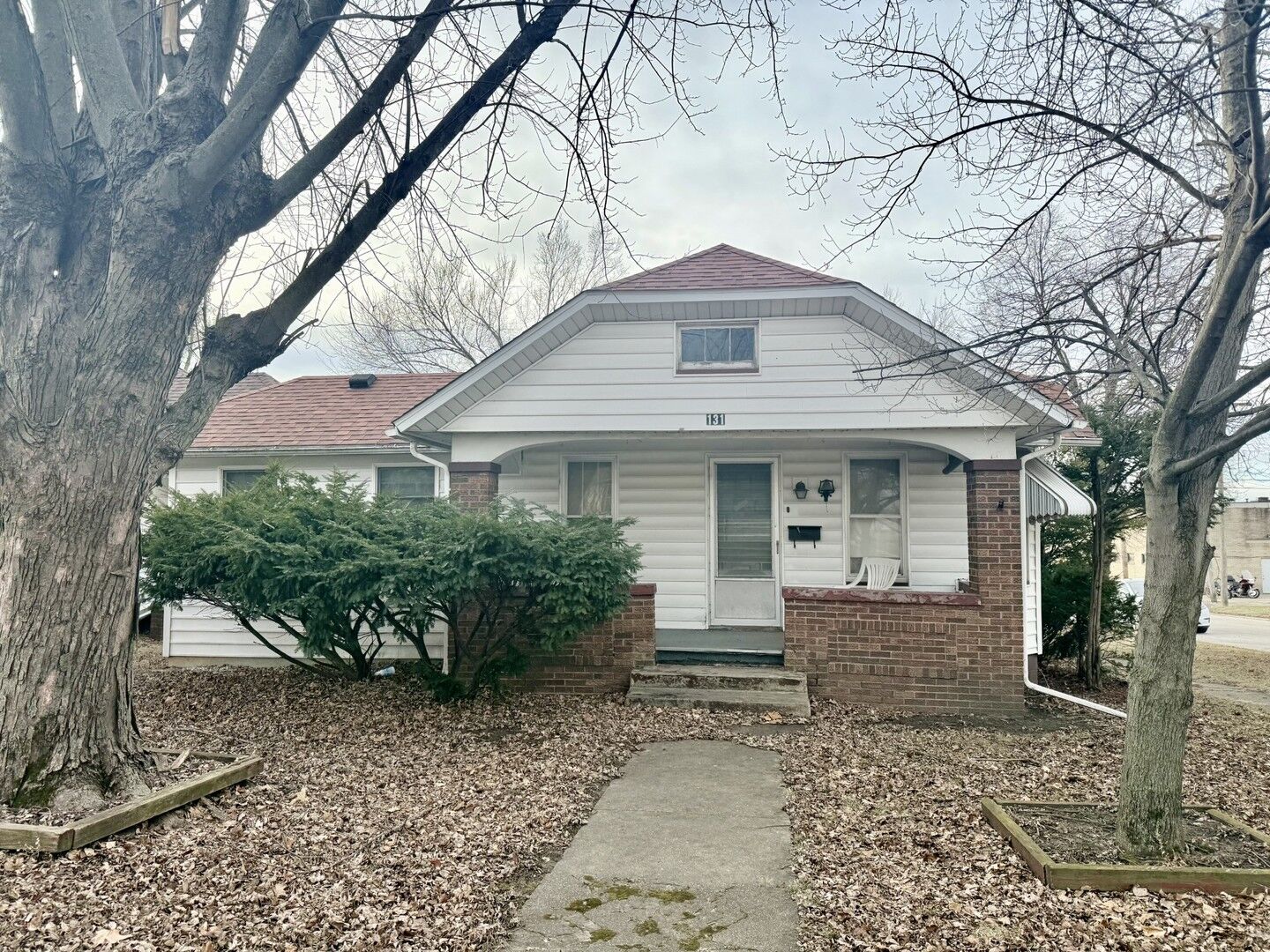Property Photo:  131 W Erie Street  IL 61362 