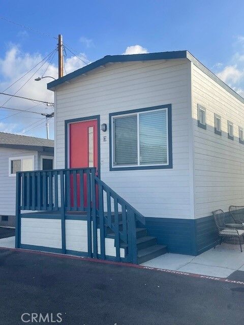 Property Photo:  313 1st Street E  CA 90631 