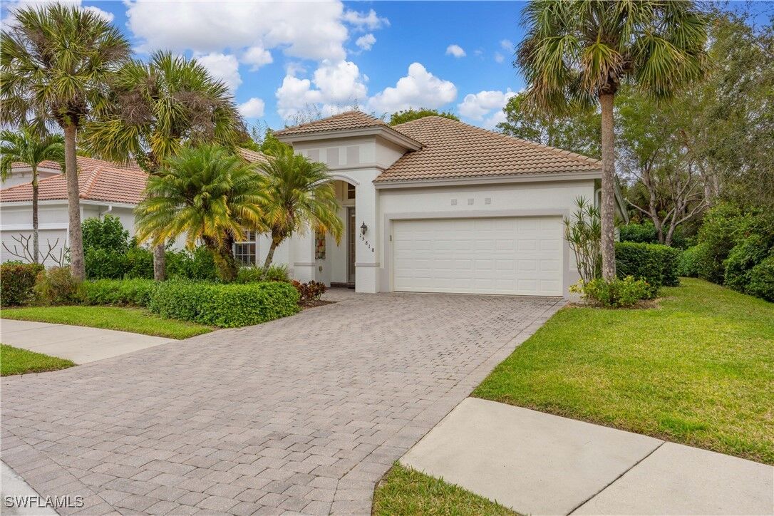 Property Photo:  15818 Delaplata Lane  FL 34110 
