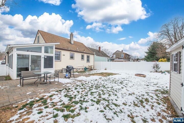 Property Photo:  1452 Lincoln Avenue  NJ 07442 