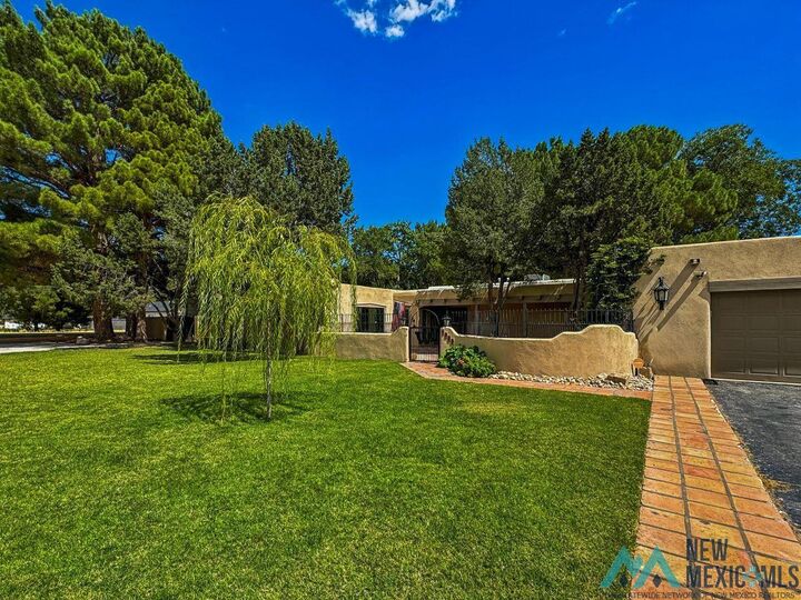 Property Photo: 1412 Doepp Drive NM 88220