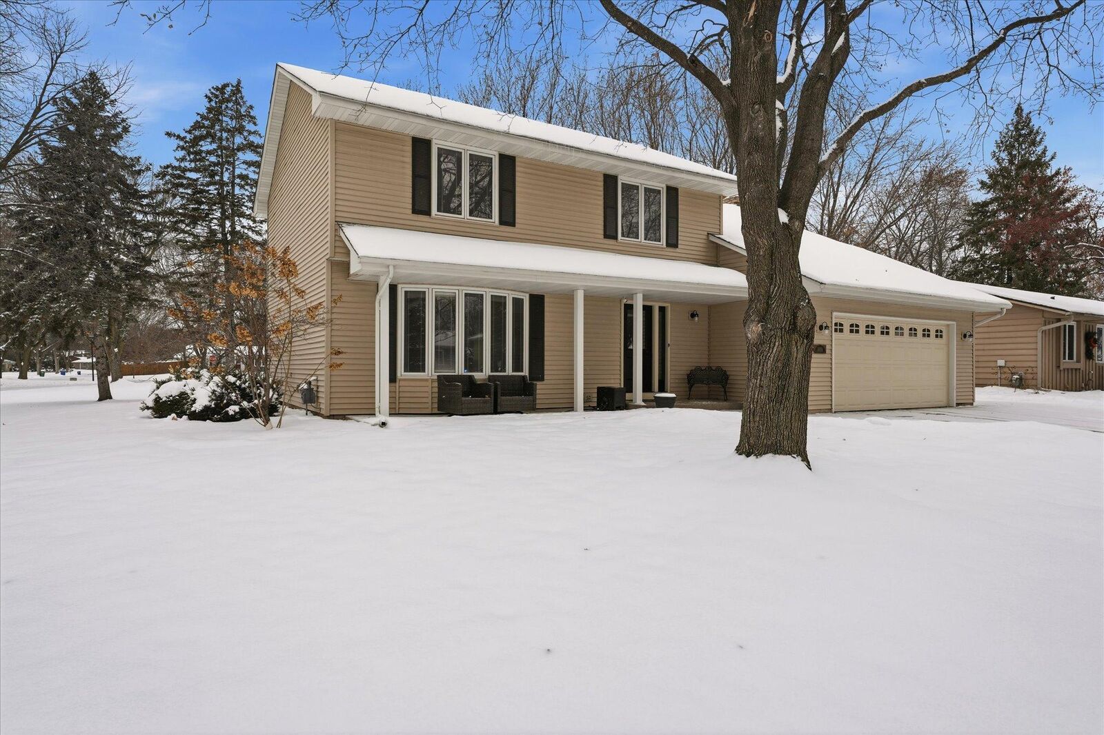 Property Photo:  10155 Pilgrim Lane N  MN 55369 