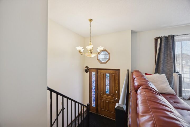 Property Photo:  3256 Hampshire Avenue N  MN 55427 